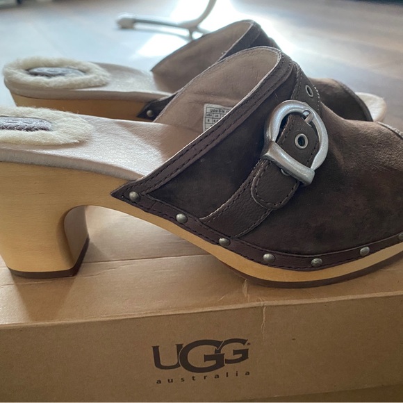 Ugg Katherine Slip on - Picture 2 of 4